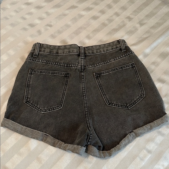 SHEIN Wonen’s Denim Shorts-Bundle of 2 - Picture 3 of 5